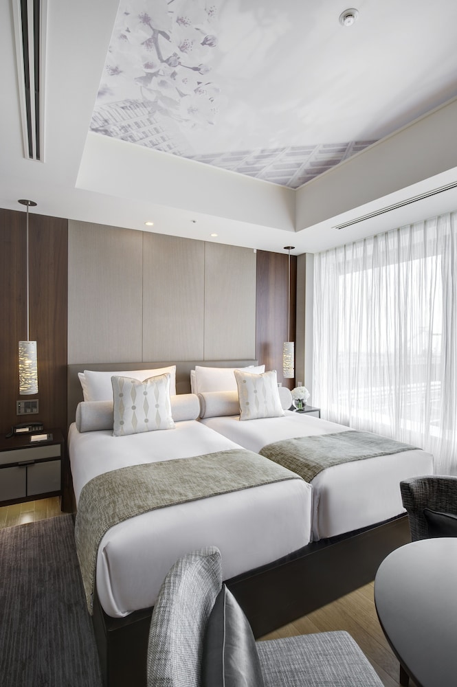 Deluxe Studio, 2 Twin Beds - Photo 2