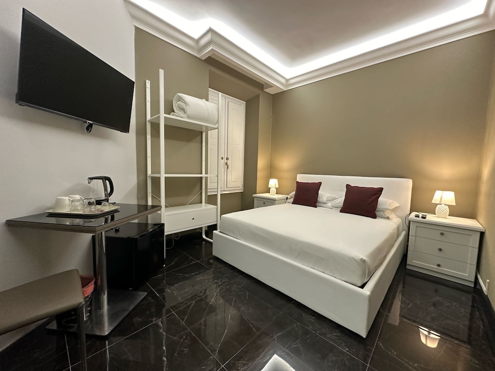 Economy Double Room photo 2