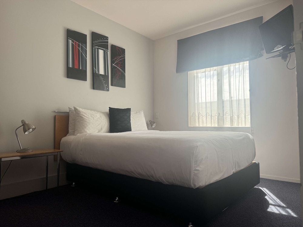 Standard Apartment, Multiple Beds, Accessible, Kitchen (with Sofabed, Full Kitchen)