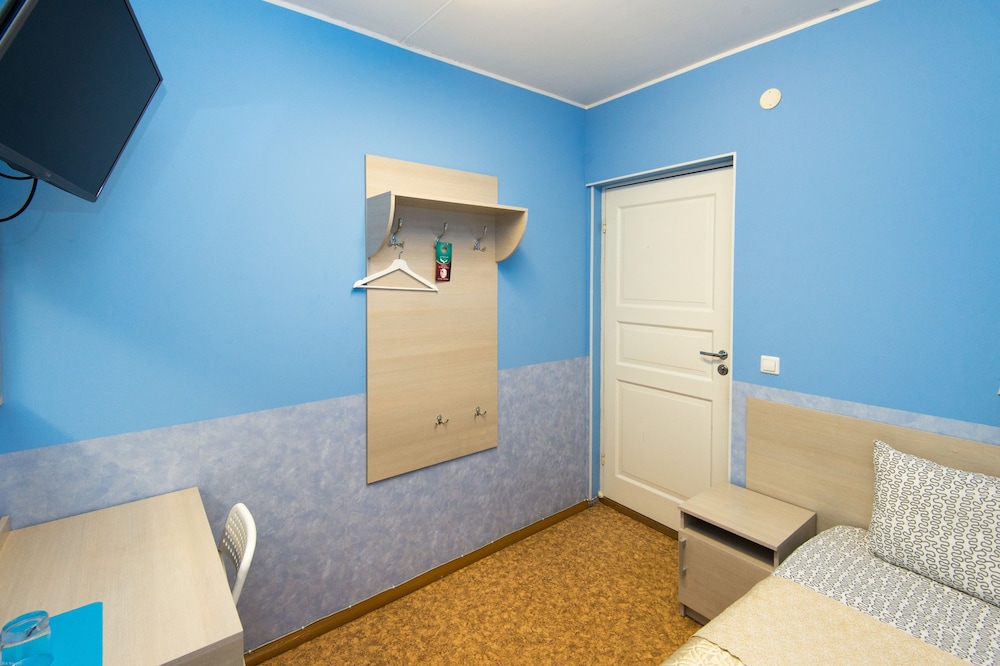 Single Room, Shared Bathroom photo 1