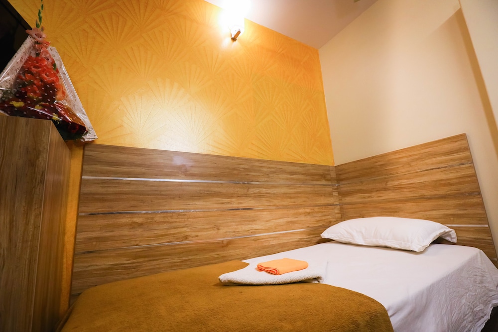 Basic Single Room