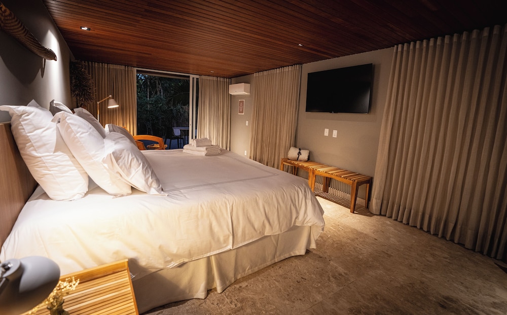 Deluxe Double Room, Balcony, Garden View photo 2