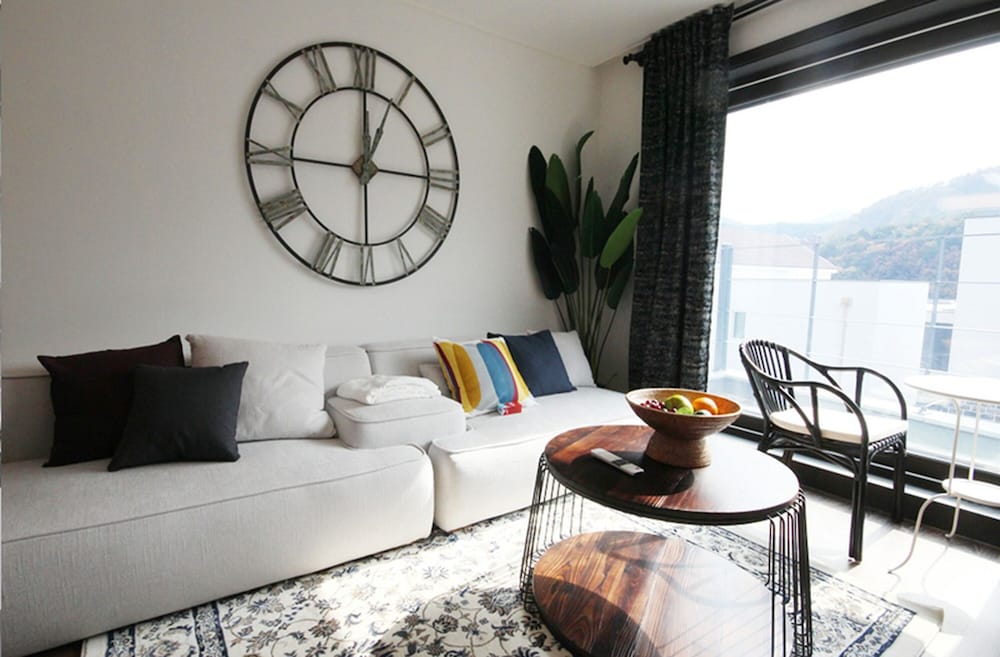 House (101) photo 3