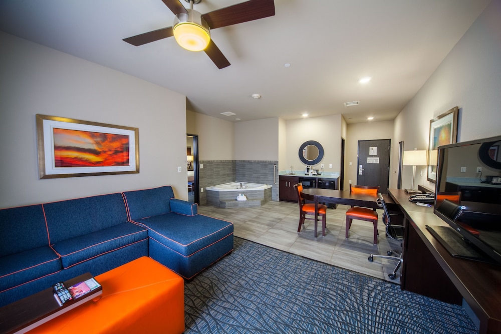 Suite, 1 Bedroom, Accessible (Communications) photo 3