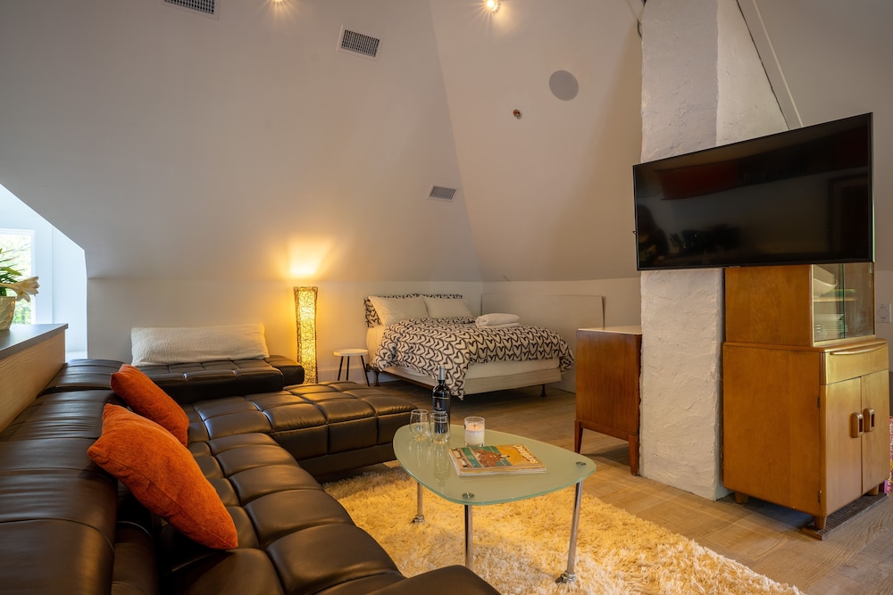 Luxury Penthouse photo 1