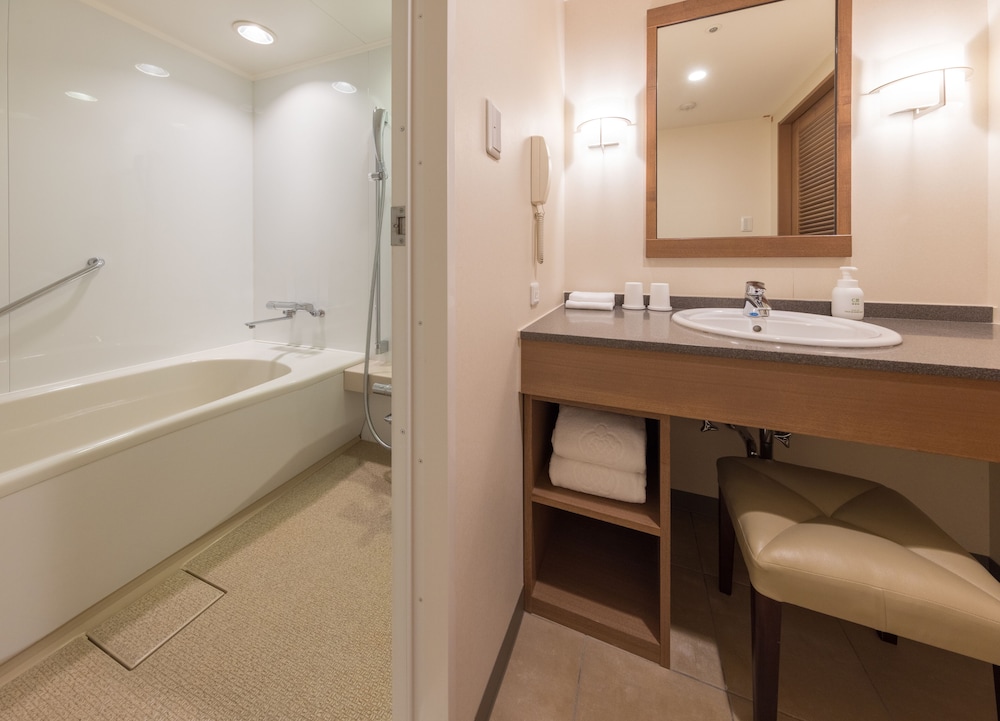 Deluxe Twin Room, Non Smoking - Photo 16