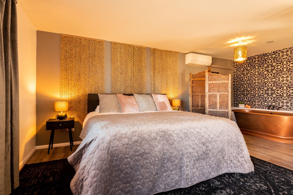 Signature Room photo 1