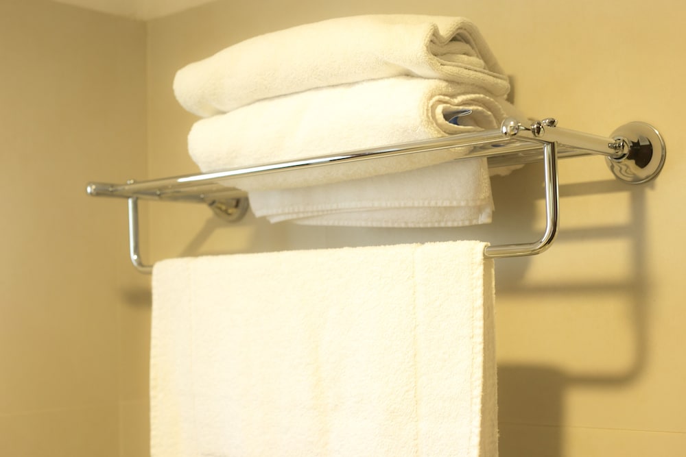 Standard Twin Room - Photo 4