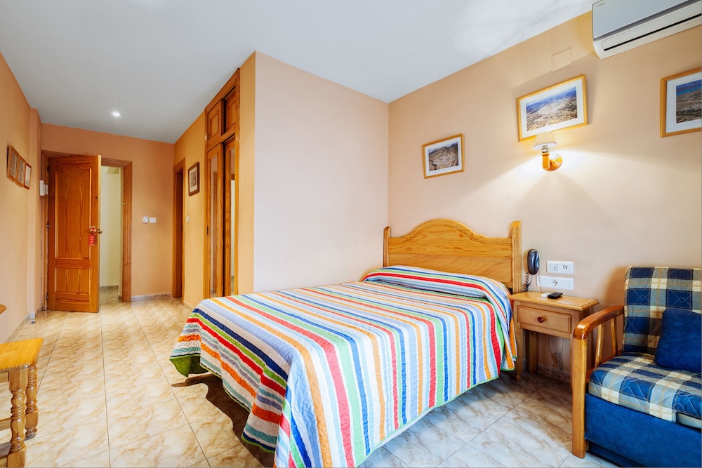 Standard Double Room - Photo 1