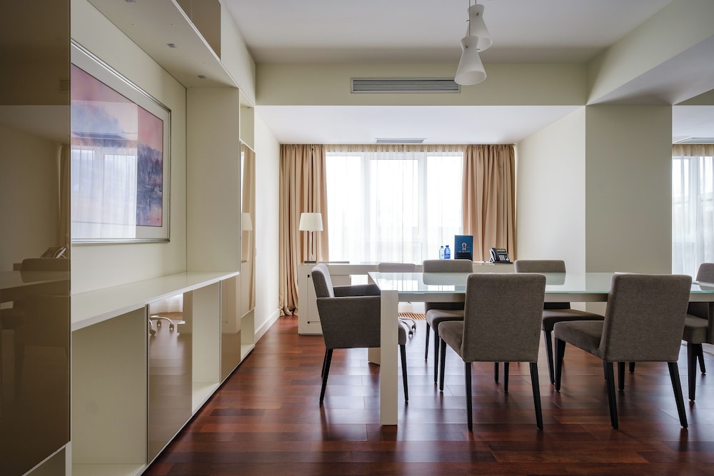 Premium Suite photo 2