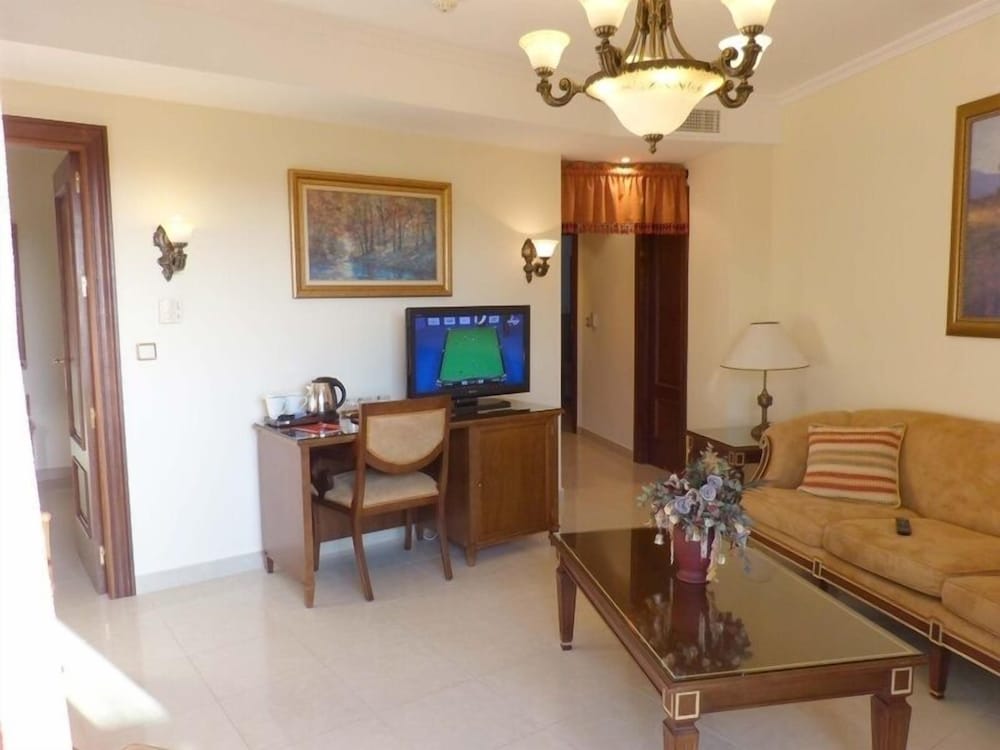 Family Suite photo 2
