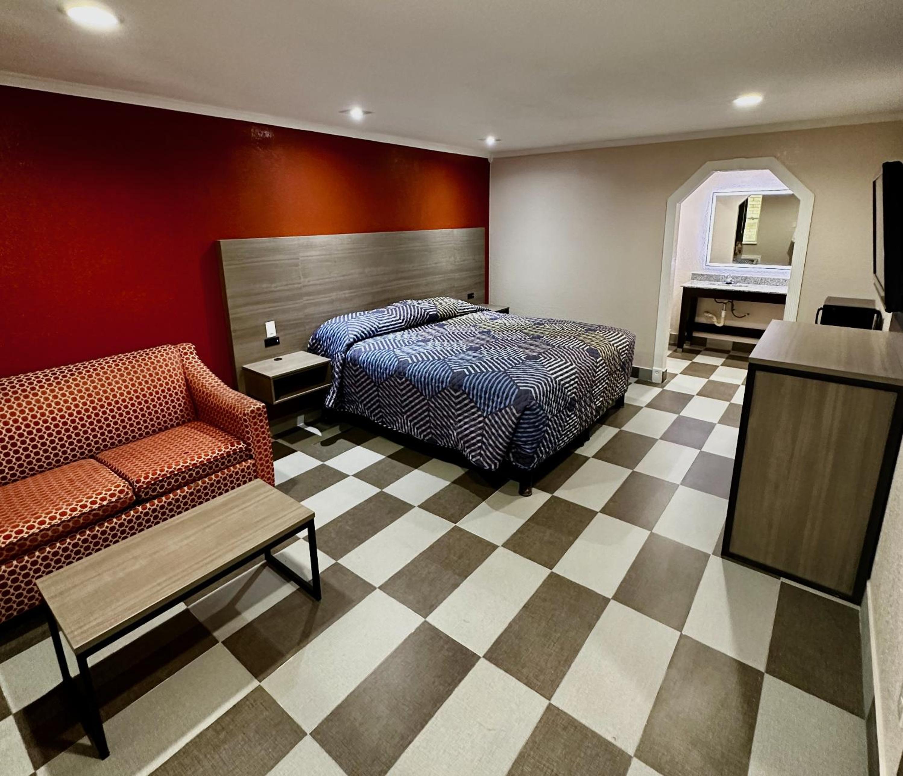 Deluxe King Room