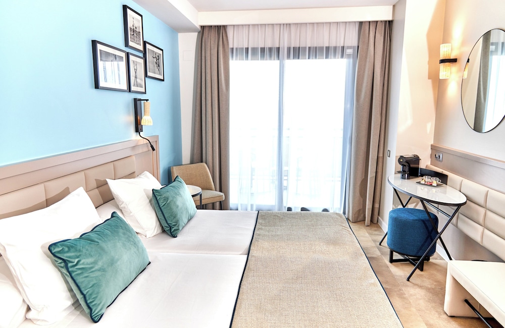 Comfort Room - Photo 11