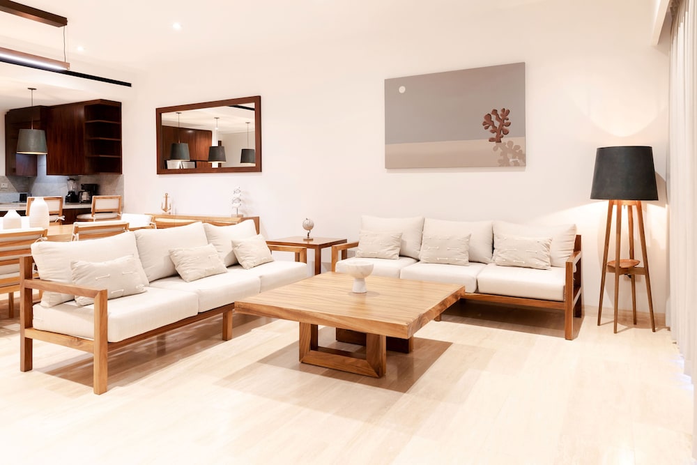 2 Bedroom Penthouse photo 3