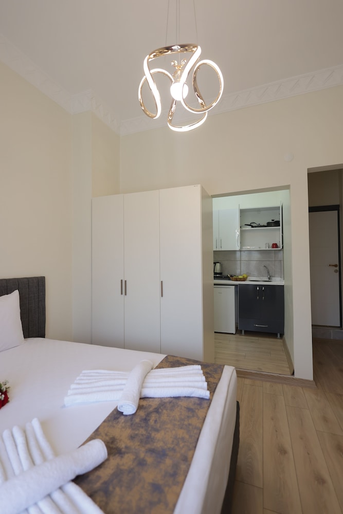 Standard Studio Suite photo 1