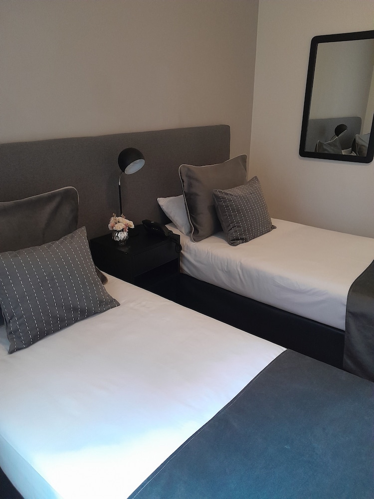 Standard Double Room, 2 Twin Beds photo 1