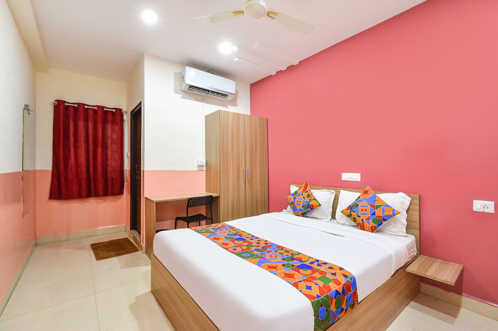 Deluxe Room - Photo 1