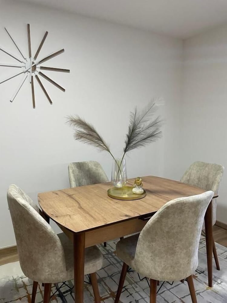 Business Apartment photo 2