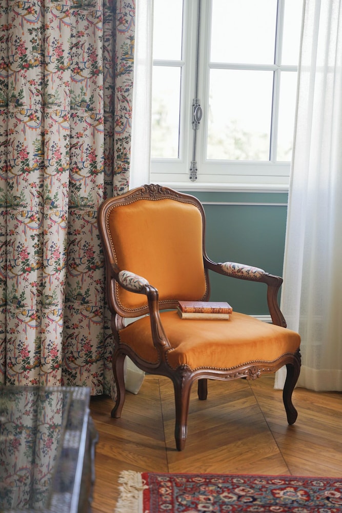 Signature Room photo 2