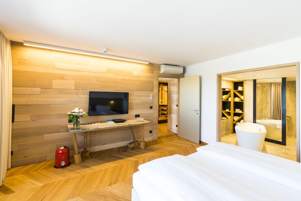 Signature Suite photo 1