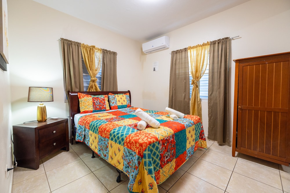 House, 3 Bedrooms photo 1