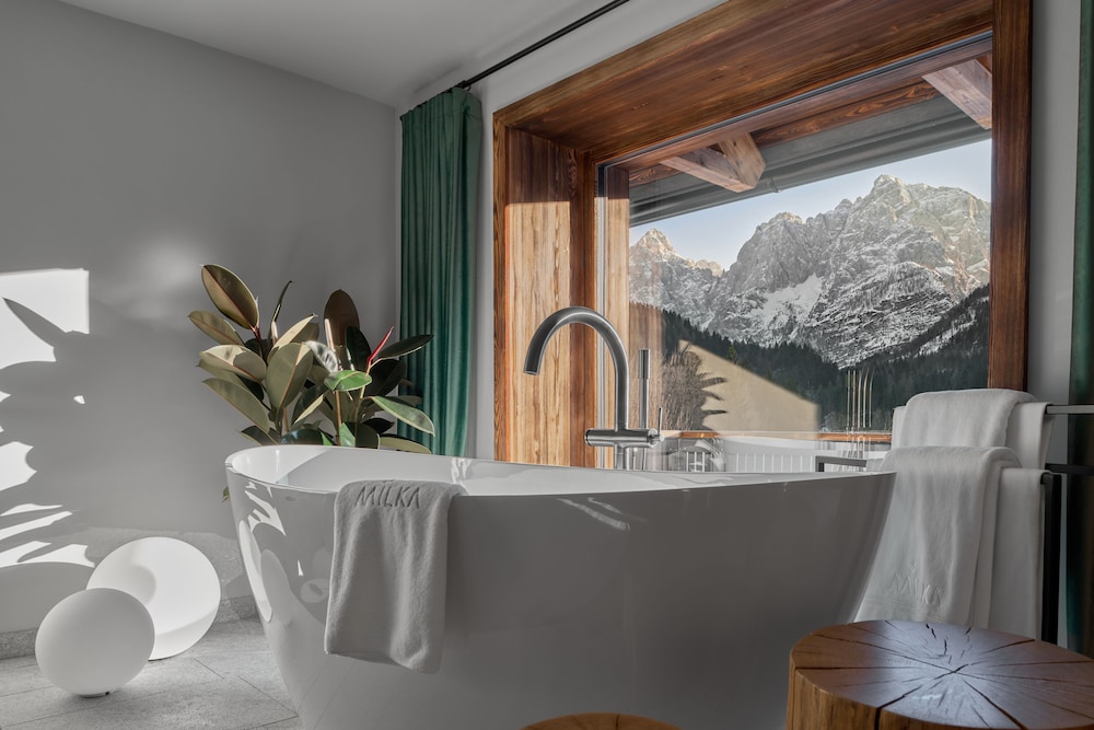 Suite (Alpine) photo 1
