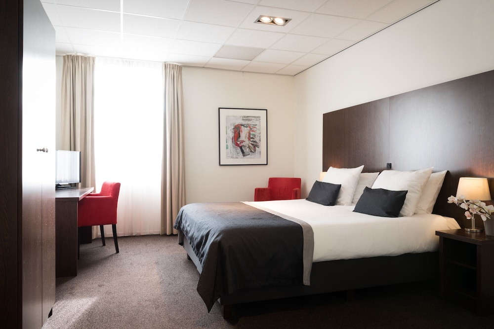 Deluxe Double or Twin Room - Photo 4