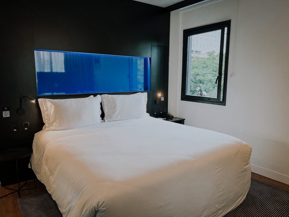 Executive Room, 1 Queen Bed - Photo 1