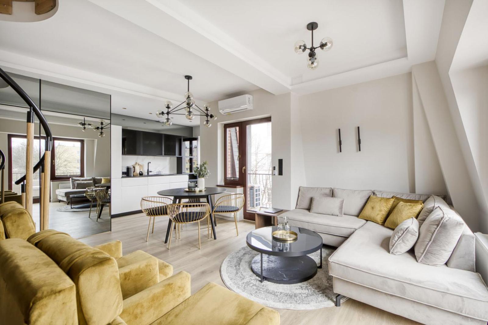 Penthouse Apartment - Photo 1