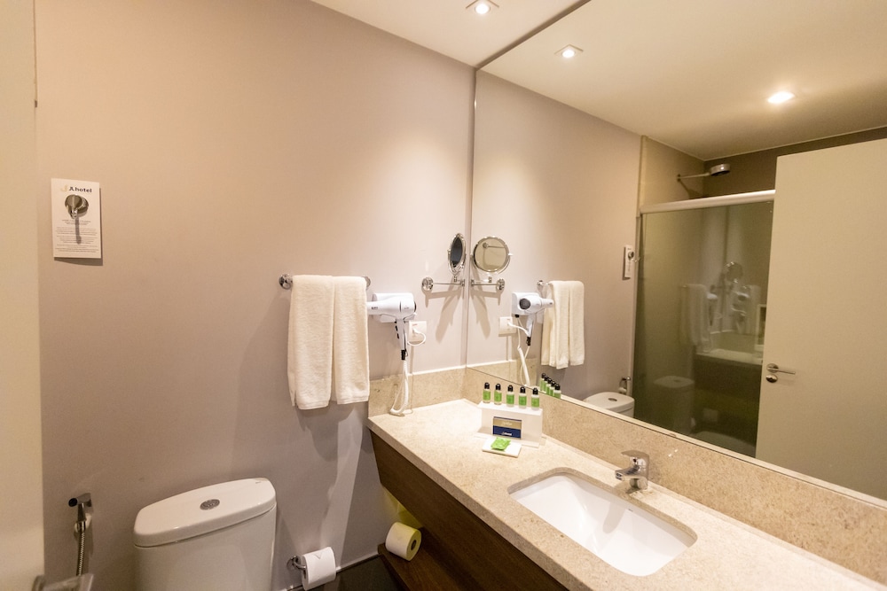 Standard Twin Room - Photo 18