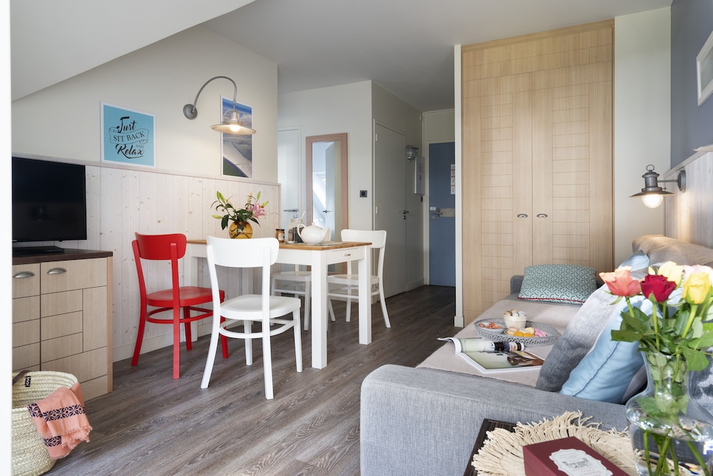Appartement 4 personnes - 1 chambre - Balcon  - Spacieux photo 3