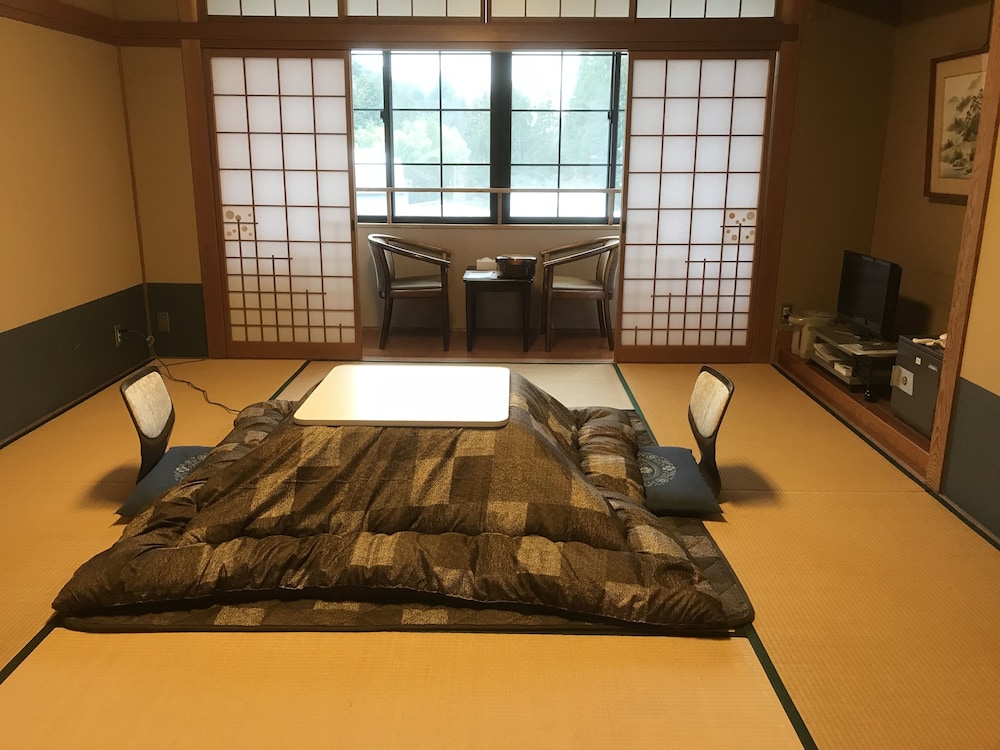 1 Limited Japanese Style Room, Kotatsu, For 4 People, Shared Bathroom, Non Smoking photo 2