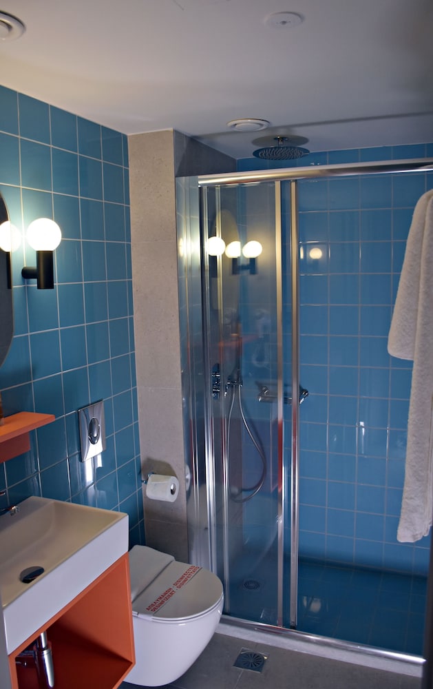 Double or Twin Room with Acropolis View photo 2