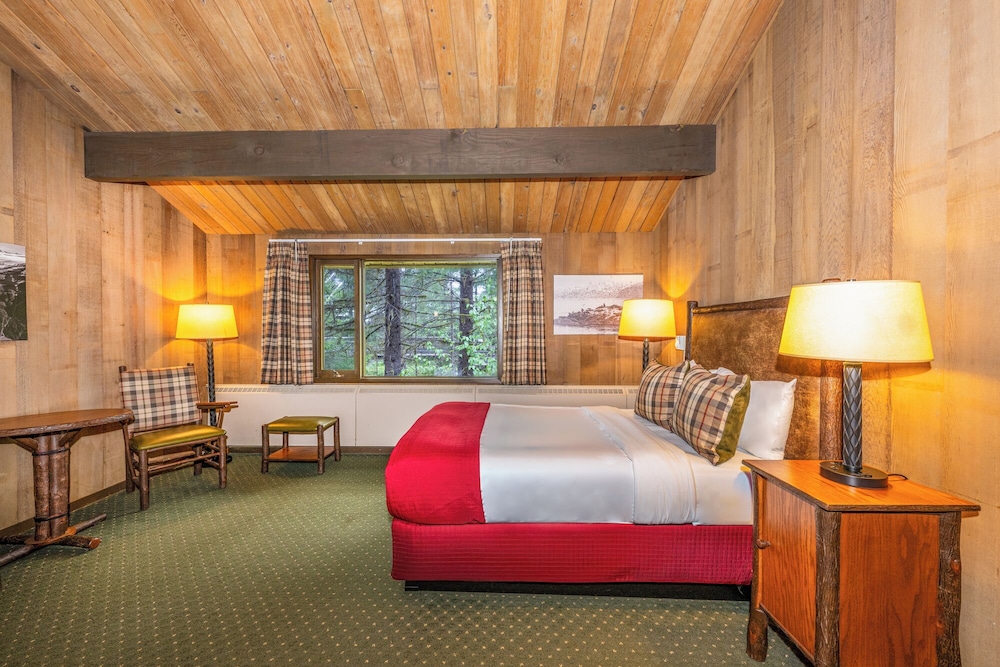 Standard Room, 1 King Bed photo 1