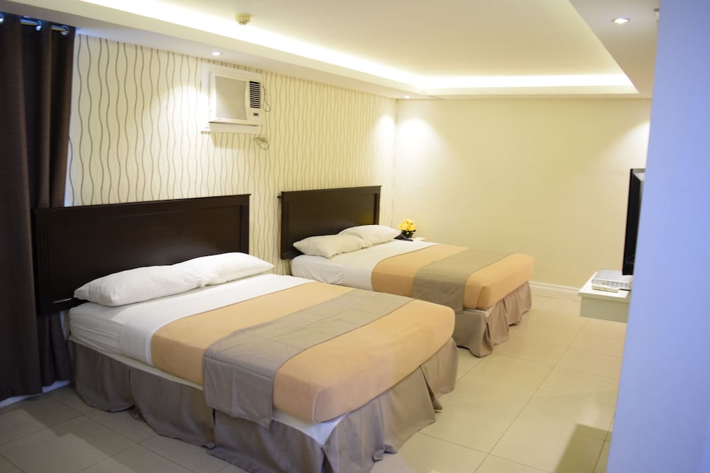 Junior Quadruple Room