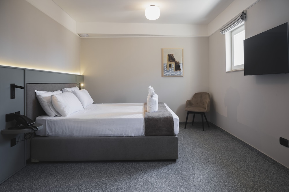 Standard Triple Room, 1 Bedroom photo 3