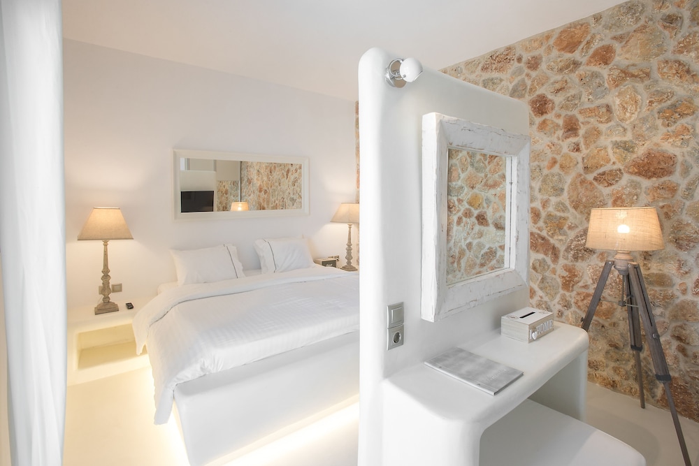Superior Suite - Photo 1