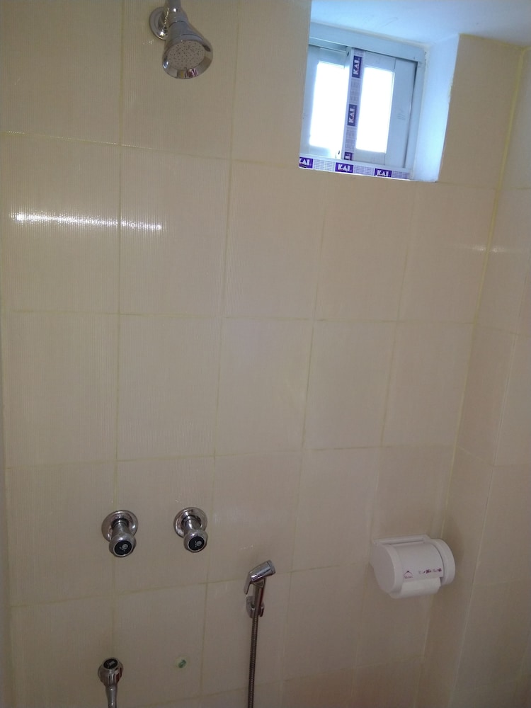 Basic Double Room photo 3