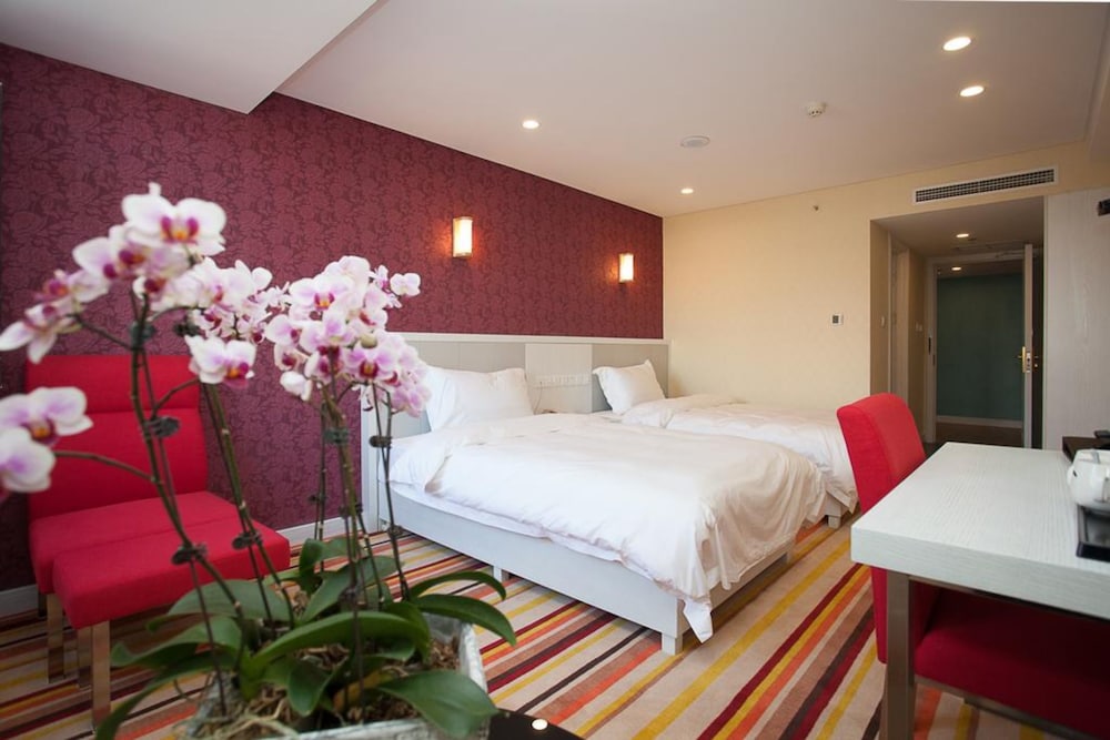 Standard Twin Room, 1 Bedroom photo 3