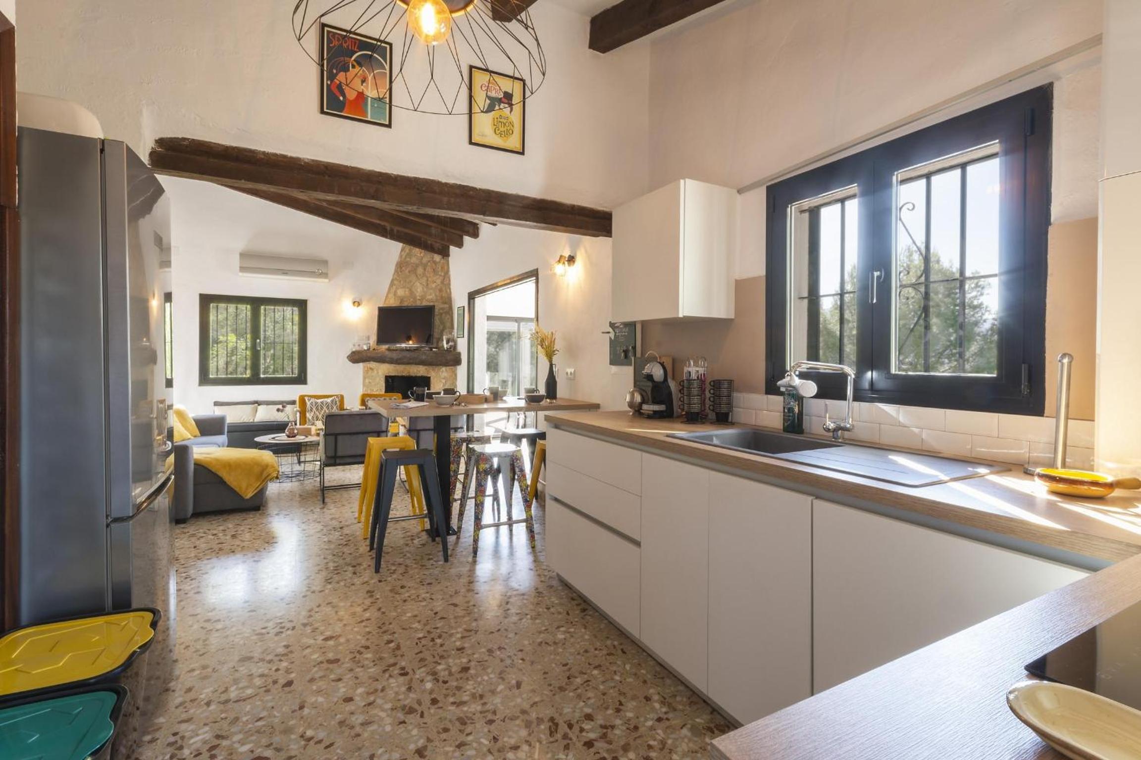 Four-Bedroom Villa photo 2