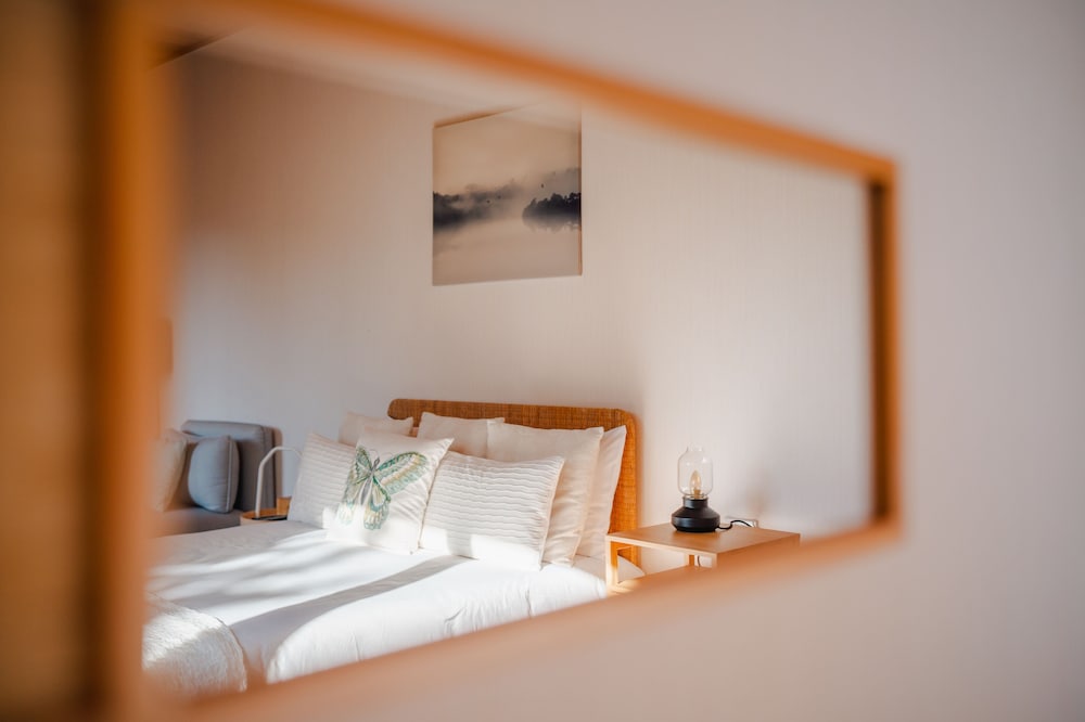 Two Bedroom Suite with Kitchen (Breakfast Included, Dinner Not Included) - Photo 40