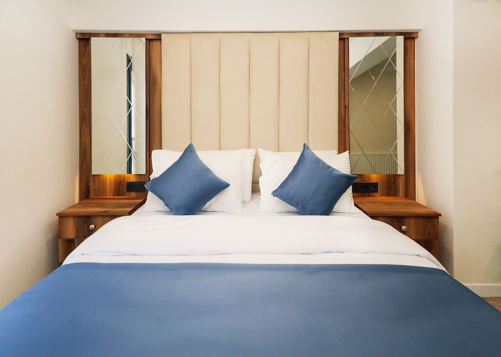 Economy Double Room photo 3