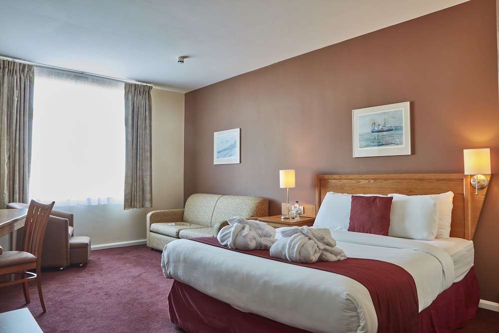 Standard Double, 1 Double Bed & Sofa Bed - Photo 2