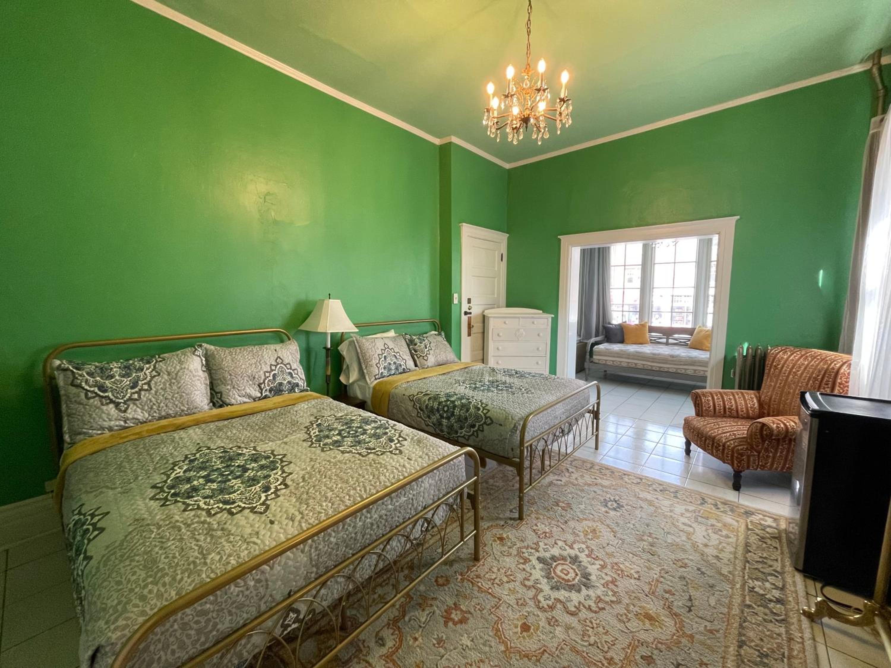 Arthur's Suite - Photo 2