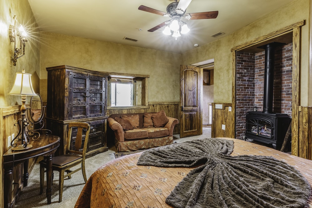 Luxury Villa, 1 King Bed photo 2