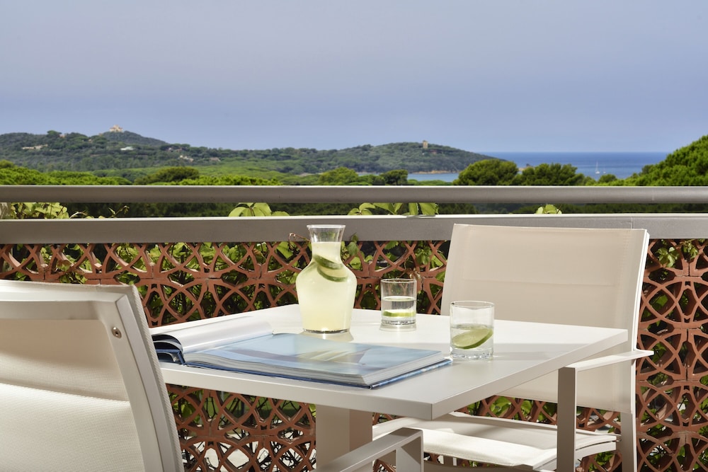 Junior Triple Room, Sea View photo 3