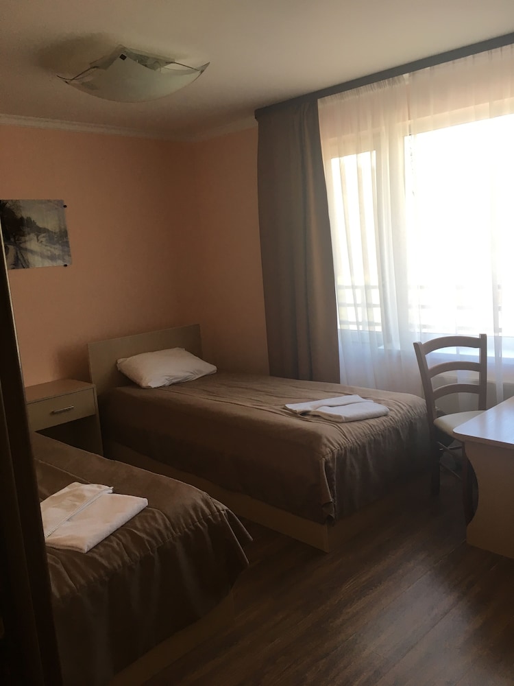Standard Twin Room photo 1