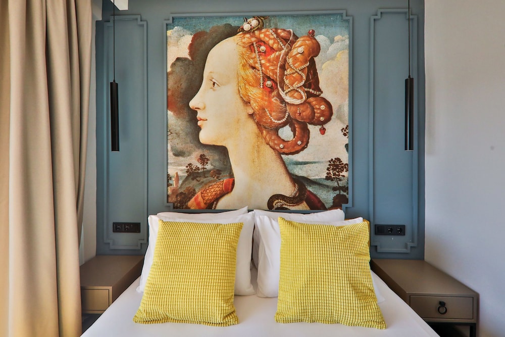 Standard Double Room - Photo 9