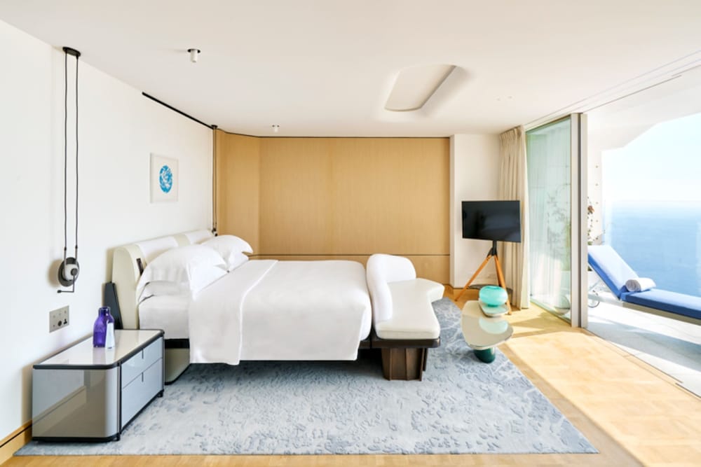 Sea View Suite - Photo 4