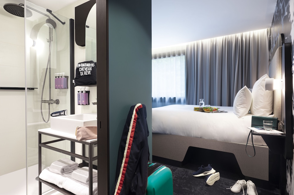 Room, 1 Double Bed - Photo 4